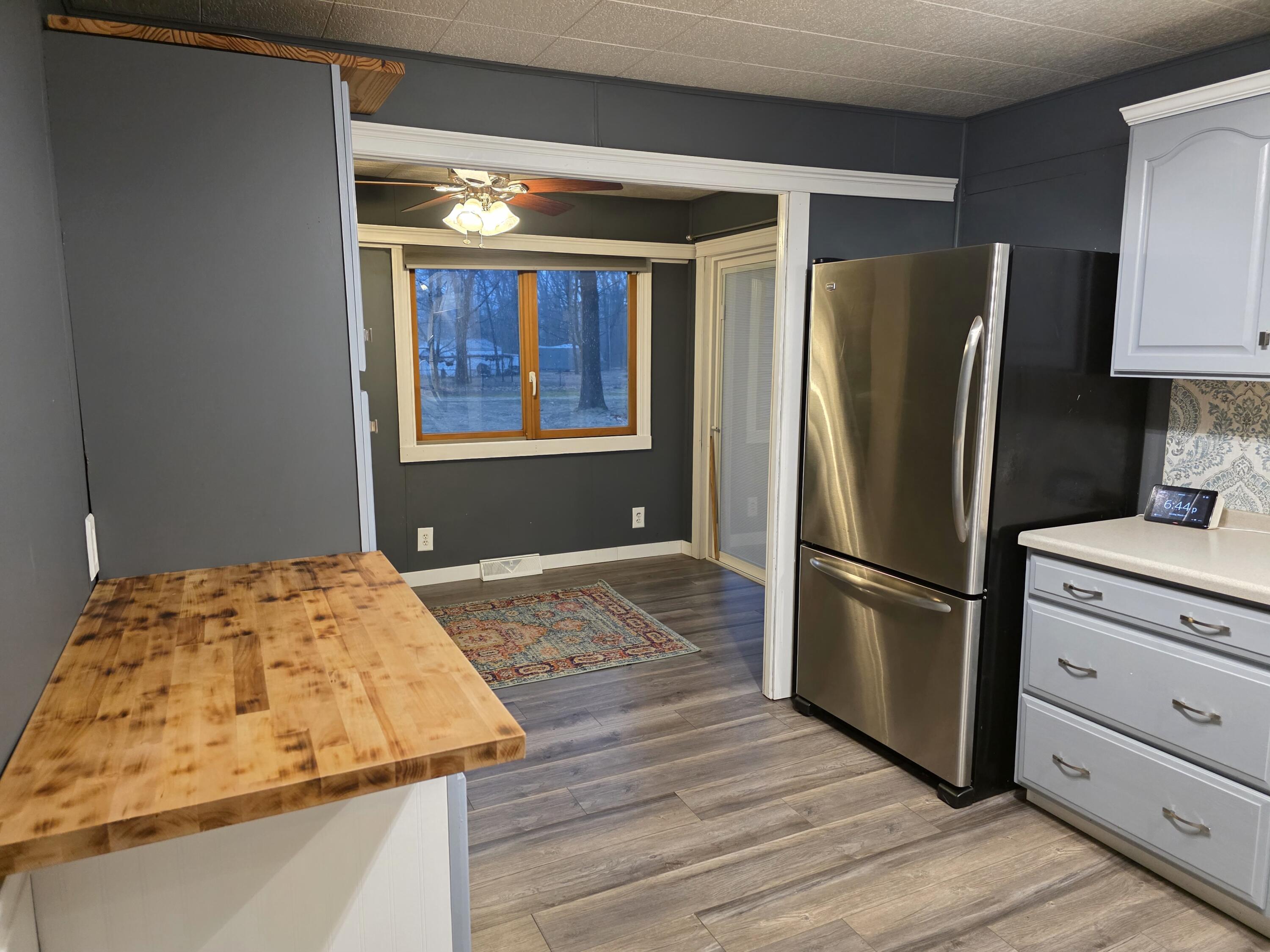 673 South Wolf Lake Road Muskegon, MI 49442 - Photo 21 of 46 8673