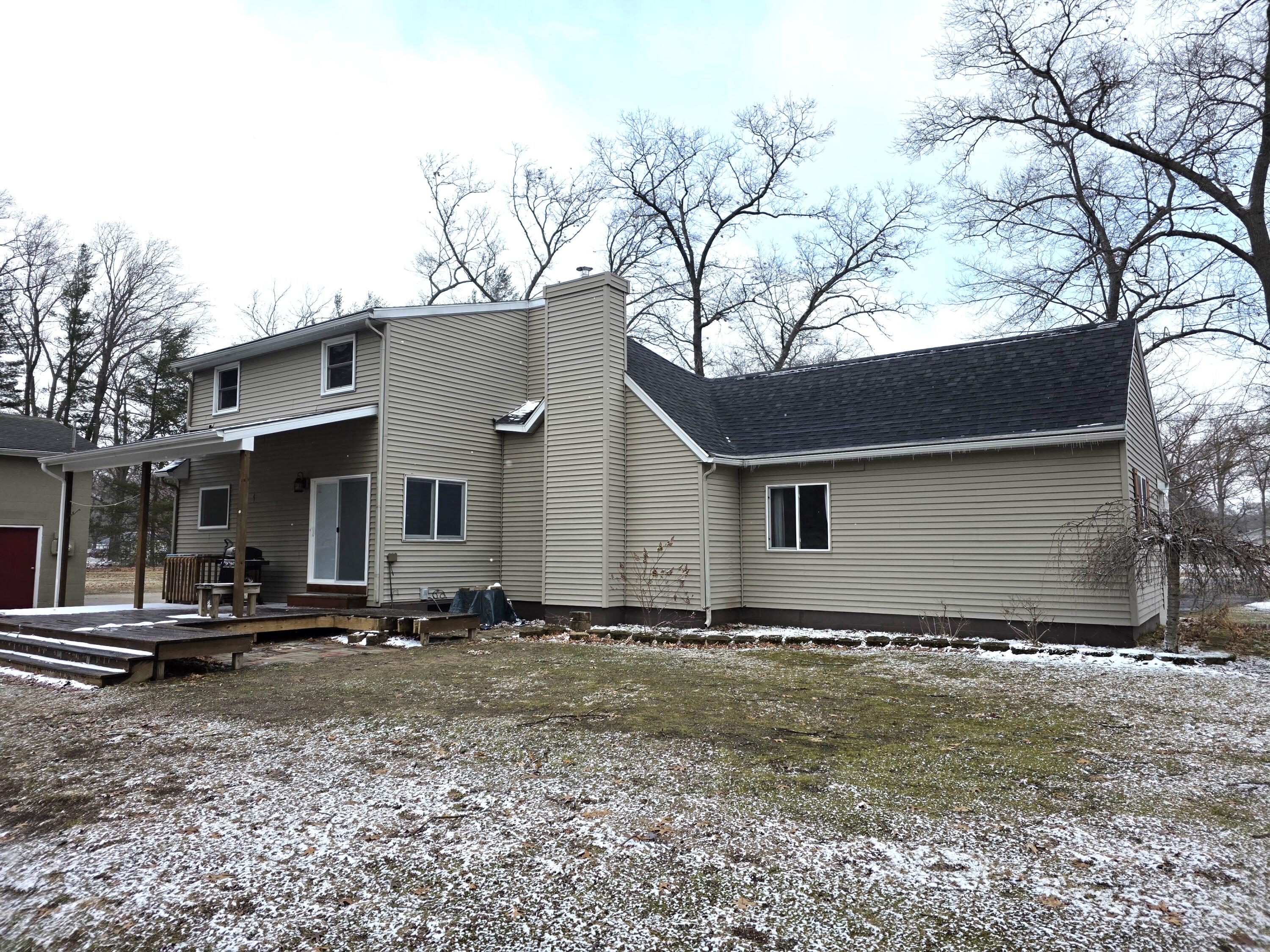 673 South Wolf Lake Road Muskegon, MI 49442 - Photo 10 of 46 20260316_161728