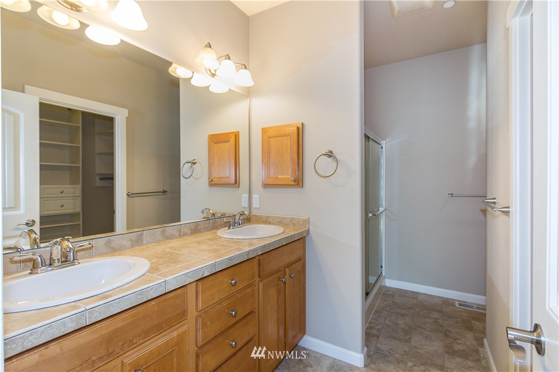 3087 Ridge View Place DuPont, WA 98327 - Photo 11 of 18 Gallery Image 11