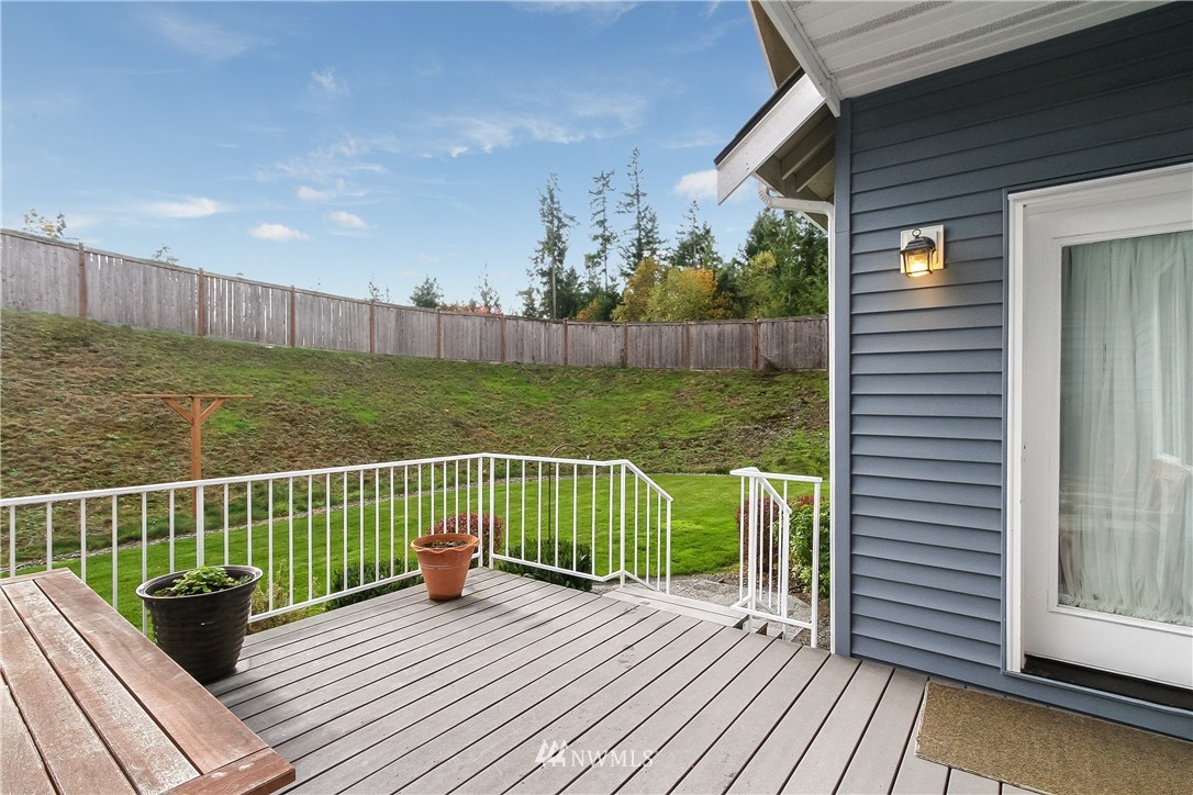 3087 Ridge View Place DuPont, WA 98327 - Photo 16 of 18 Gallery Image 16
