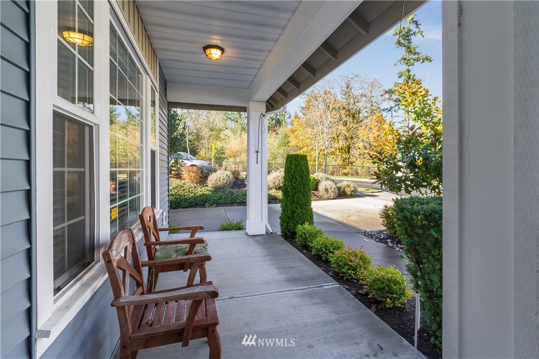 3087 Ridge View Place DuPont, WA 98327 - Photo 3 of 18 Gallery Image 3