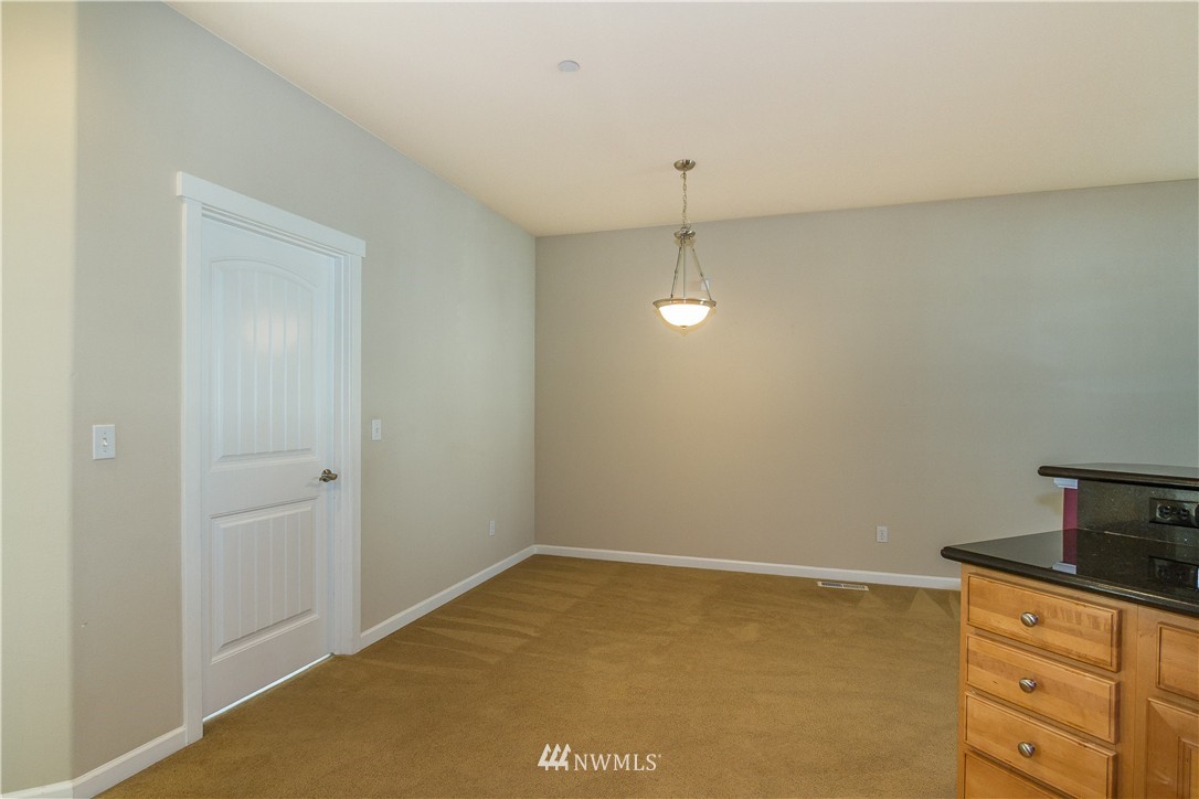 3087 Ridge View Place DuPont, WA 98327 - Photo 8 of 18 Gallery Image 8
