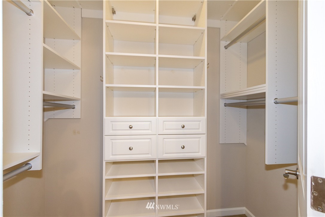 3087 Ridge View Place DuPont, WA 98327 - Photo 10 of 18 Gallery Image 10