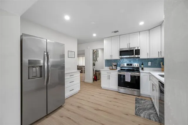 $575,000 | 1268 Robin Hood Lane, Dunedin, FL 34698