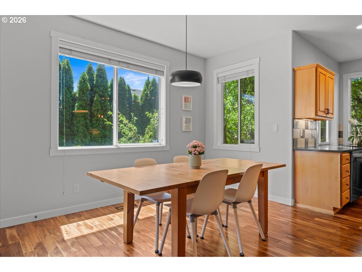 12996 Southwest Hazelcrest Way Portland, OR 97224 - Photo 16 of 48