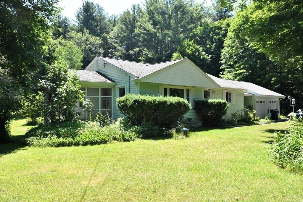 11 Fabyan Road Dudley, MA 01571 - Photo 1 of 40 Gallery Image 1
