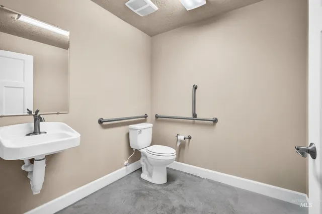 $605,000 | 3853 North Garden Center Way, Boise, ID 83703