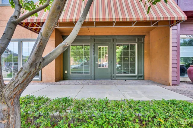 $605,000 | 3853 North Garden Center Way, Boise, ID 83703