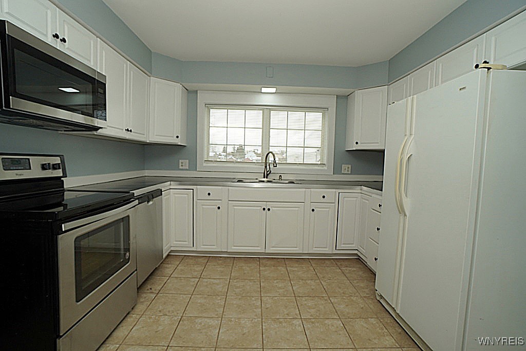 6182 Royalton Center Road Royalton, NY 14001 - Photo 15 of 33