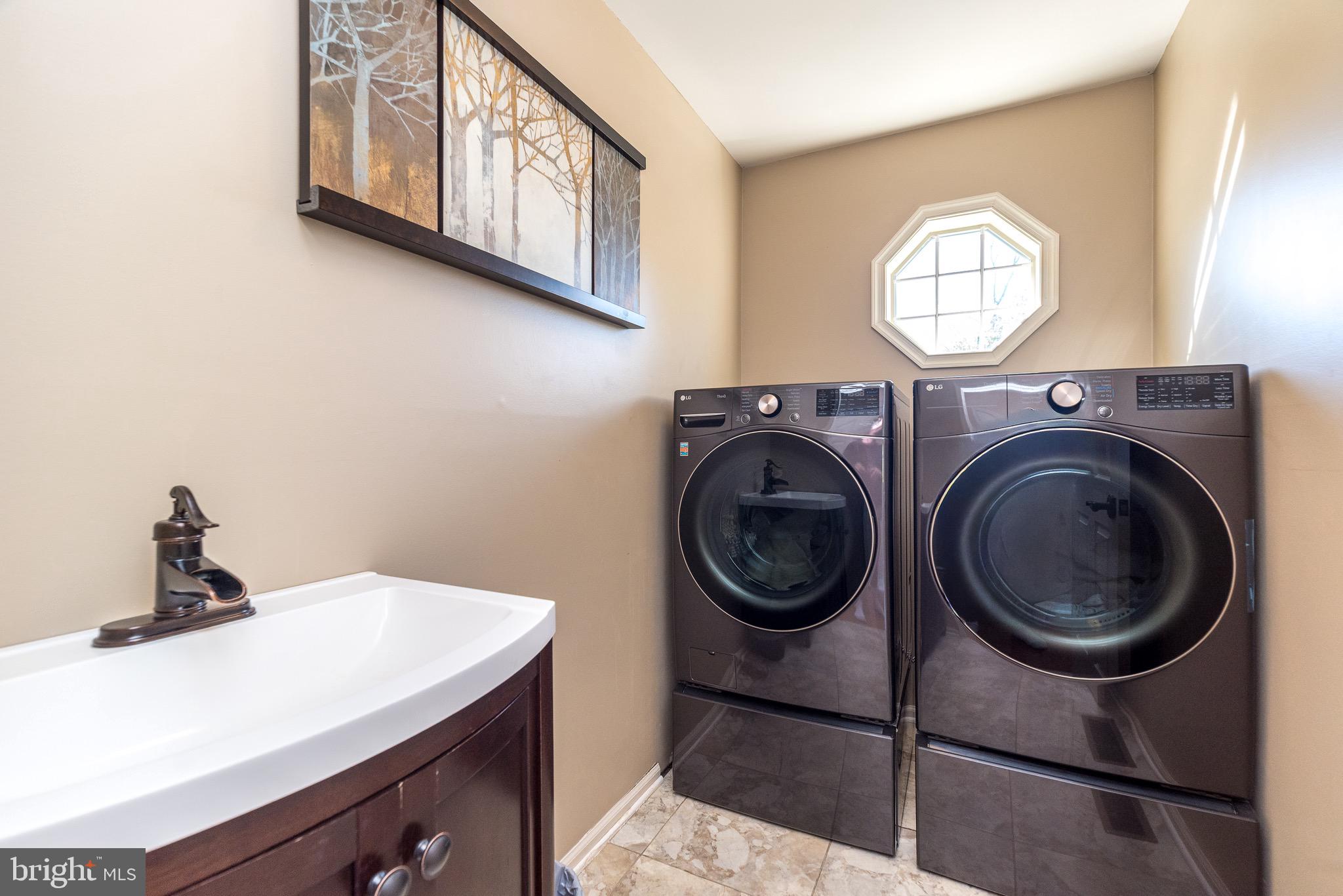 206 Broad Acres Road Lansdale, PA 19446 - Photo 44 of 72 Second floor laundry with sink