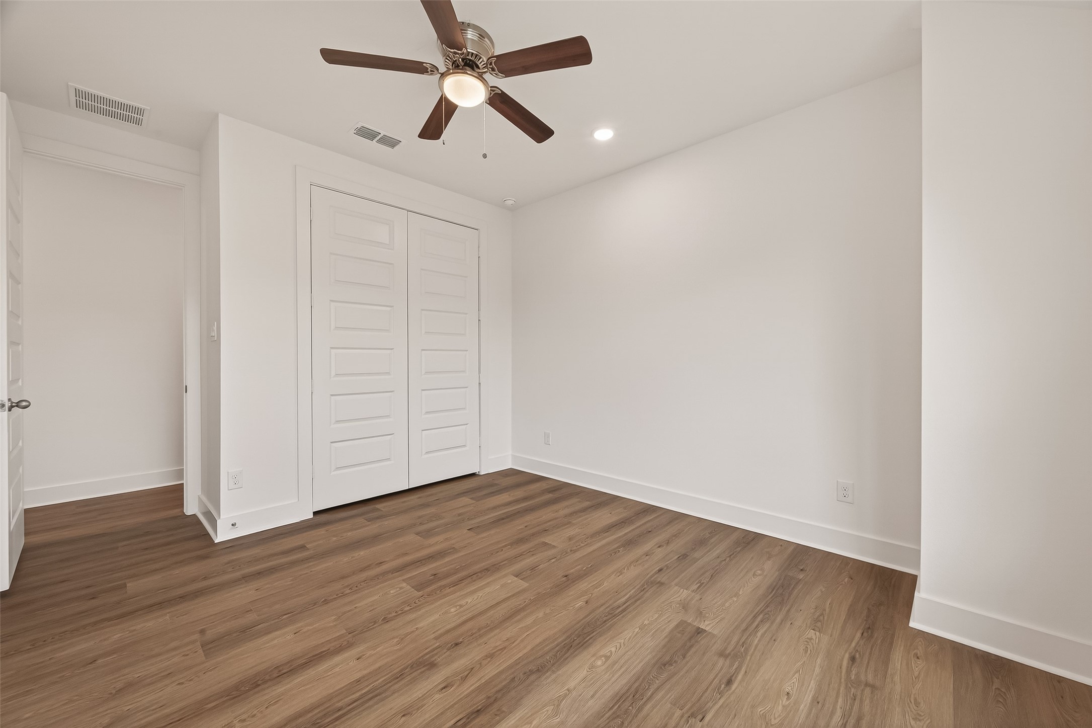 1502 Hussion Street Houston, TX 77003 - Photo 19 of 38