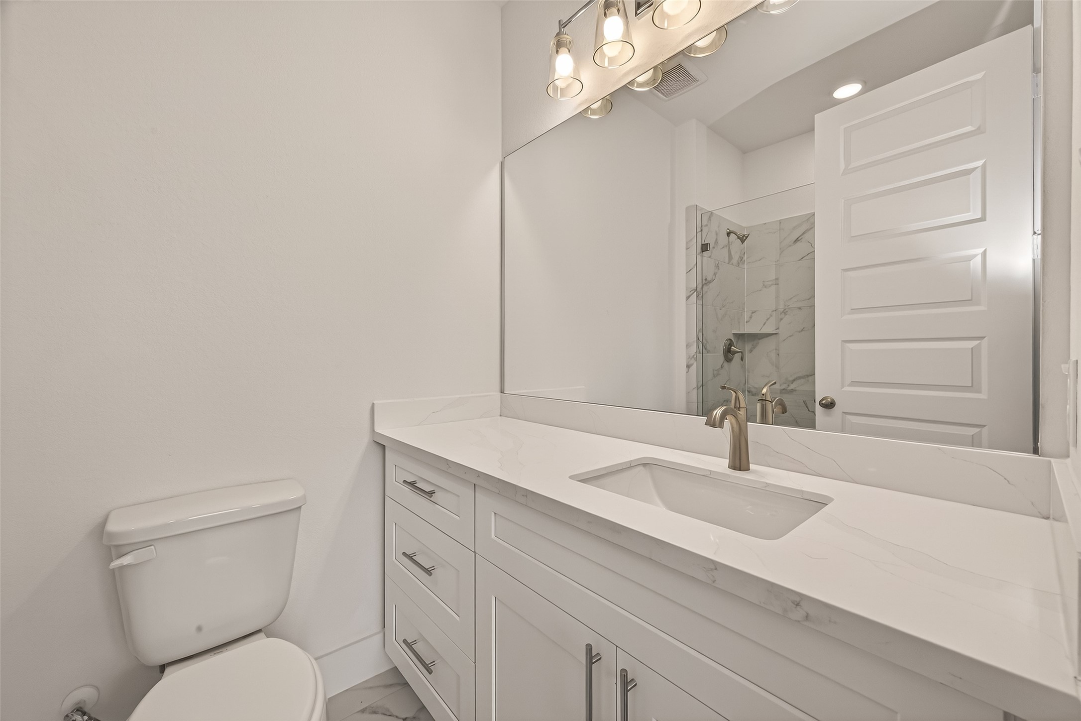 1502 Hussion Street Houston, TX 77003 - Photo 26 of 38