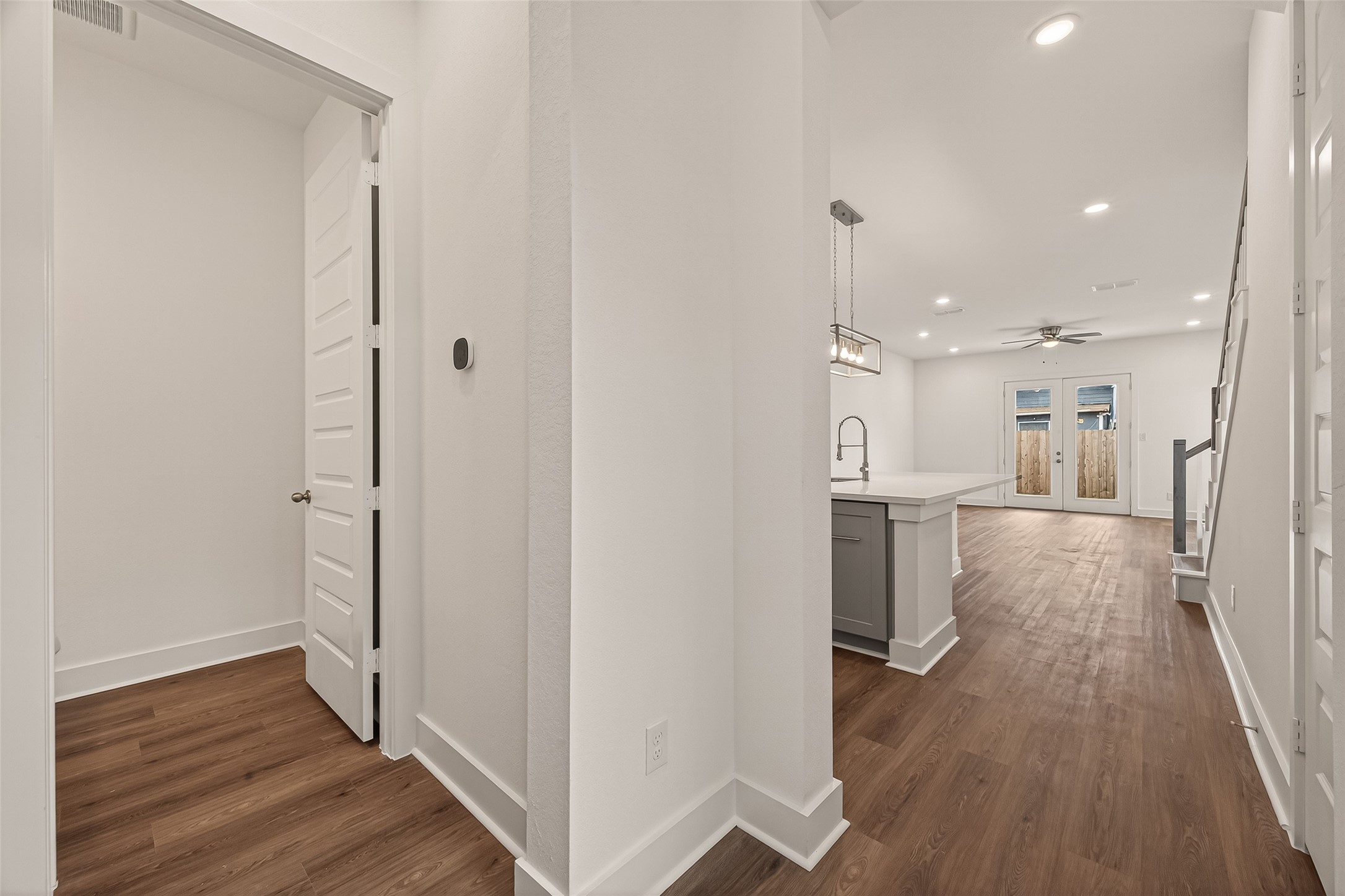 1502 Hussion Street Houston, TX 77003 - Photo 3 of 38