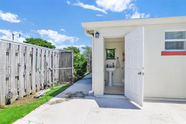 $529,000 | 5221 Northeast 16th Avenue, Pompano Beach, FL 33064