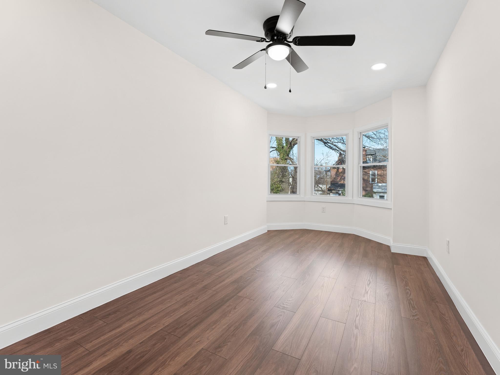 128 West Ingham Avenue Trenton, NJ 08618 - Photo 12 of 30