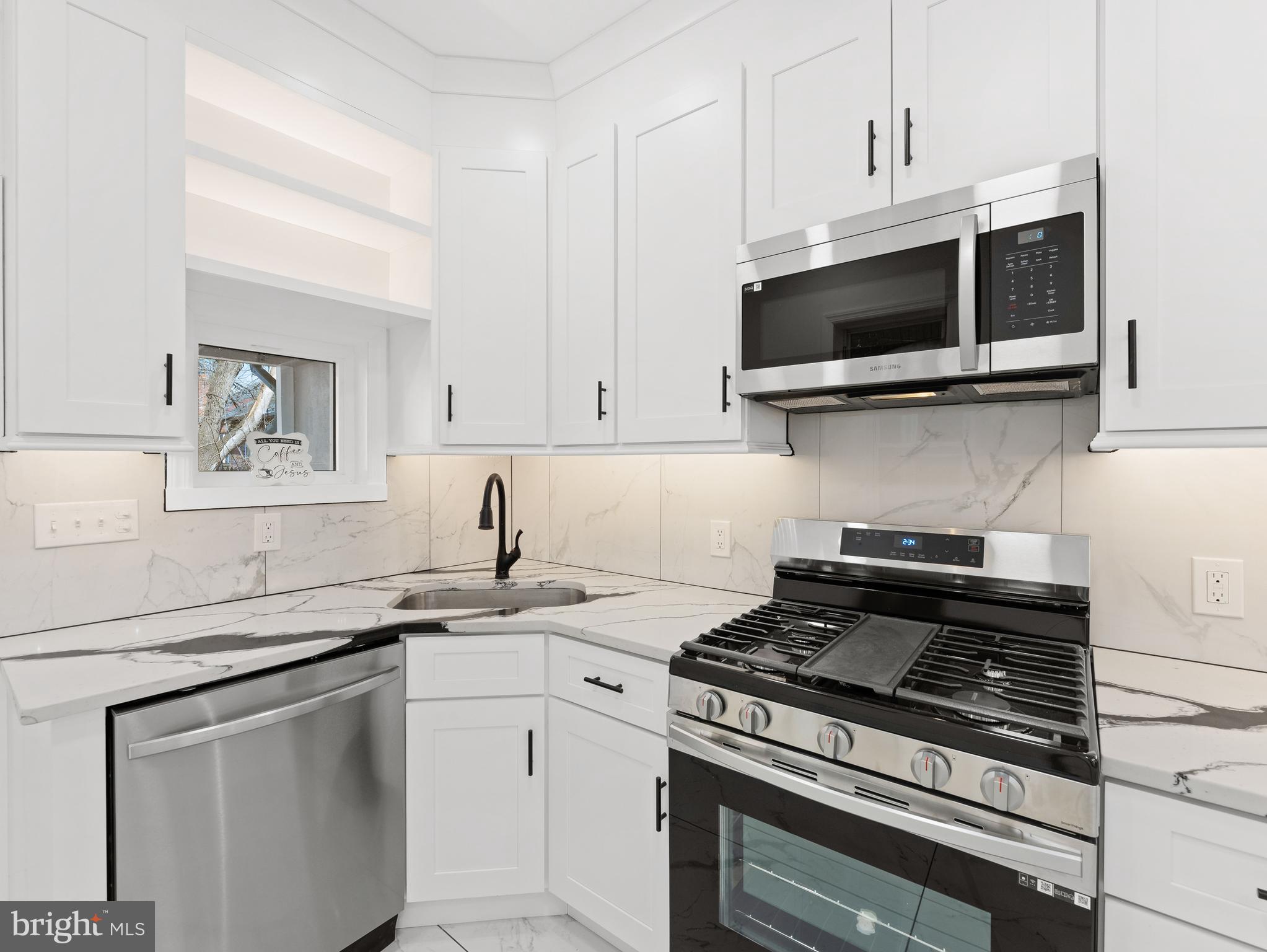 128 West Ingham Avenue Trenton, NJ 08618 - Photo 10 of 30