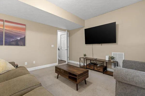$389,000 | 153 Hidden Oaks Drive, Flintstone, GA 30725