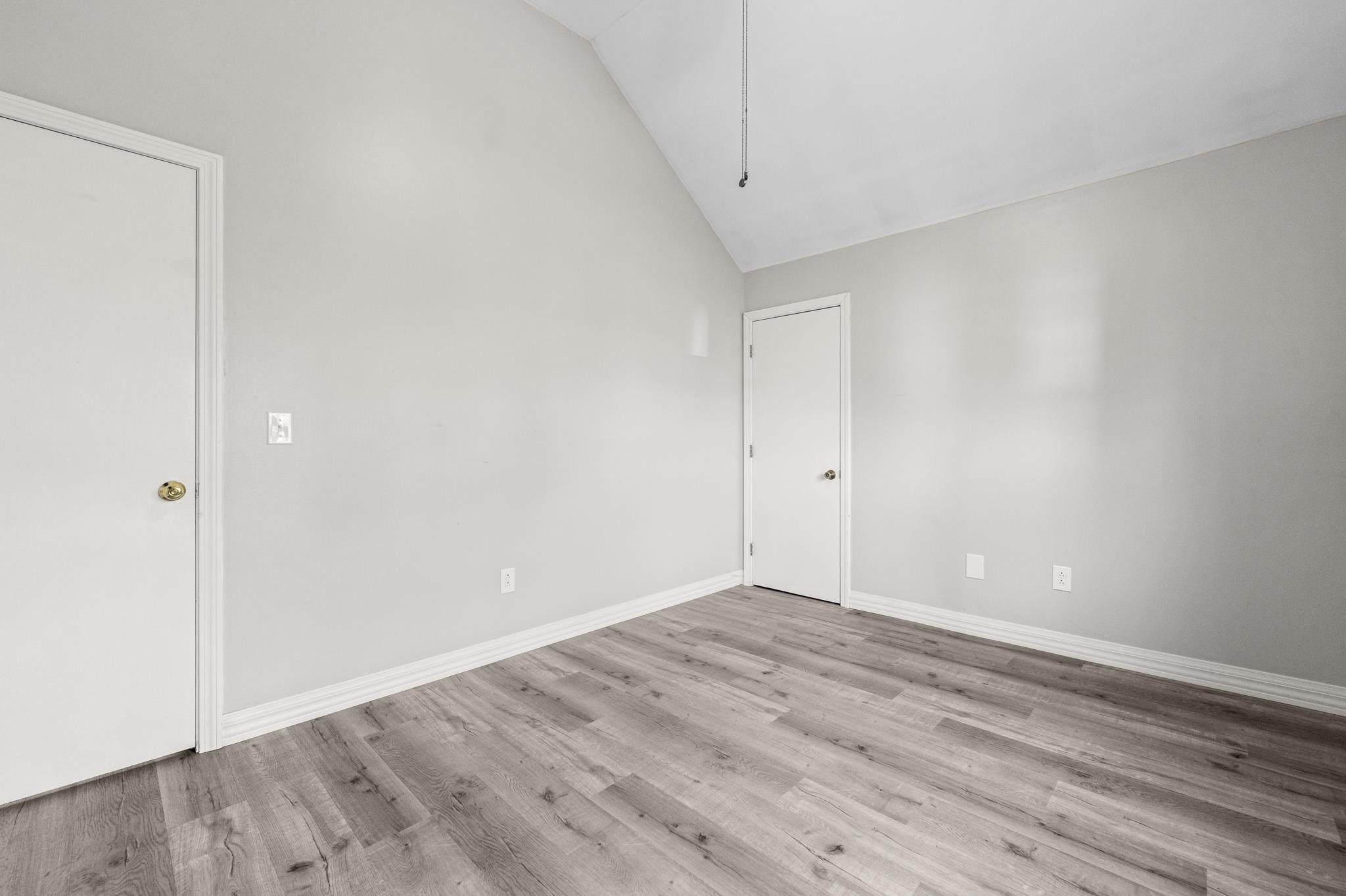 45 New York Street, Unit 8 Dover, NH 03820 - Photo 13 of 33