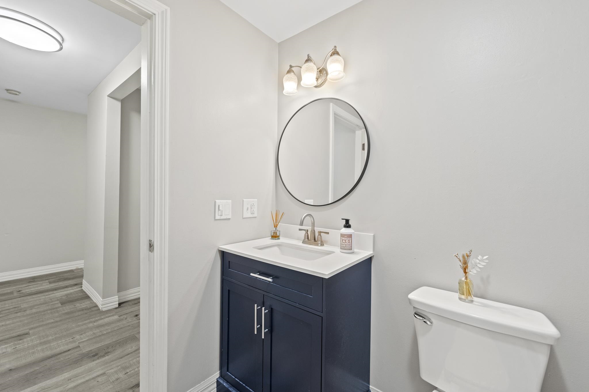 45 New York Street, Unit 8 Dover, NH 03820 - Photo 16 of 33