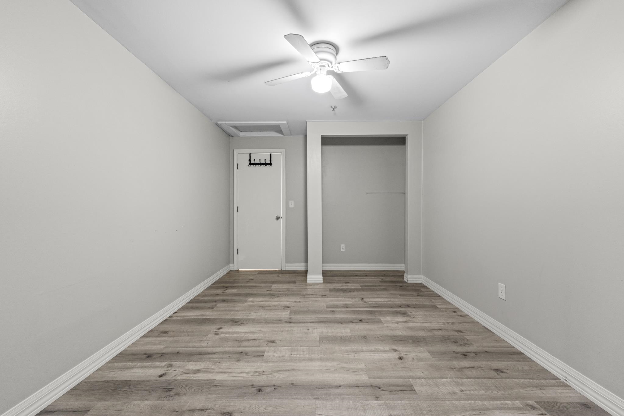 45 New York Street, Unit 8 Dover, NH 03820 - Photo 20 of 33