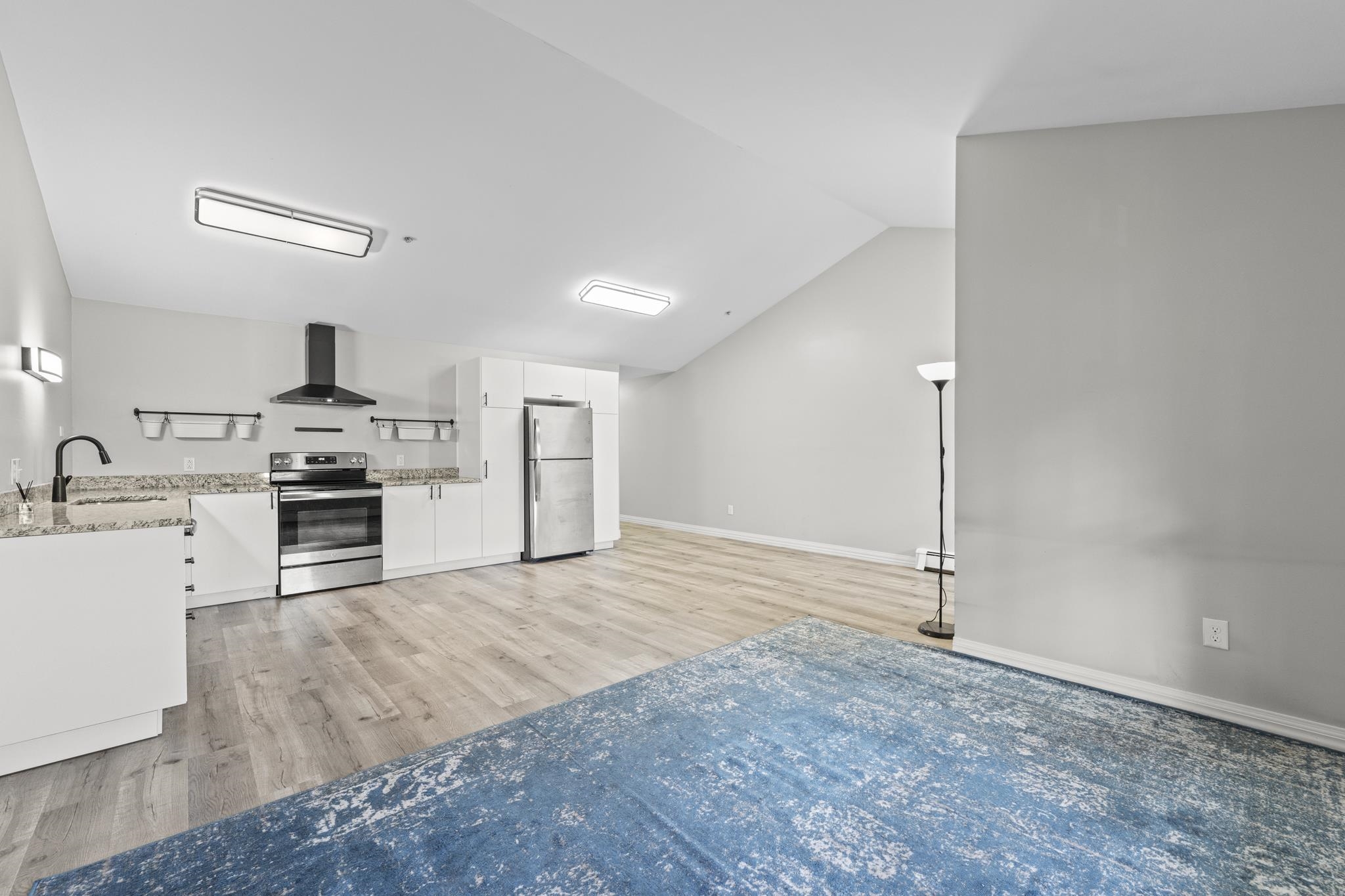 45 New York Street, Unit 8 Dover, NH 03820 - Photo 6 of 33