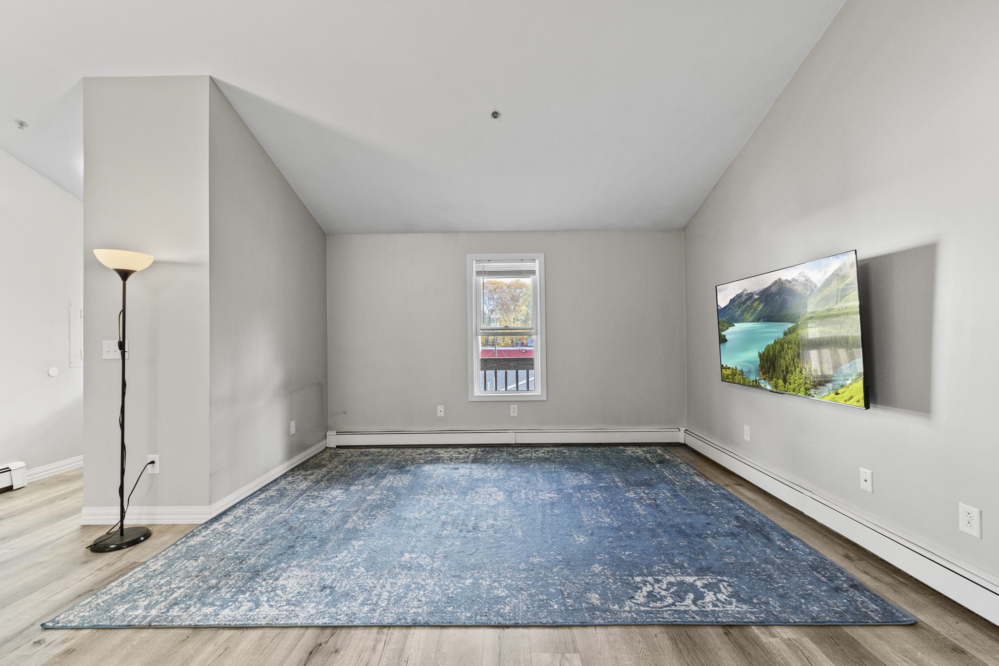 45 New York Street, Unit 8 Dover, NH 03820 - Photo 7 of 33