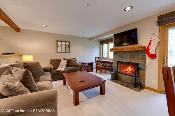 $919,000 | 4450 Berry Drive, Unit 39 12, Wilson, WY 83014