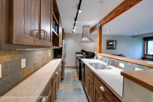 $919,000 | 4450 Berry Drive, Unit 39 12, Wilson, WY 83014