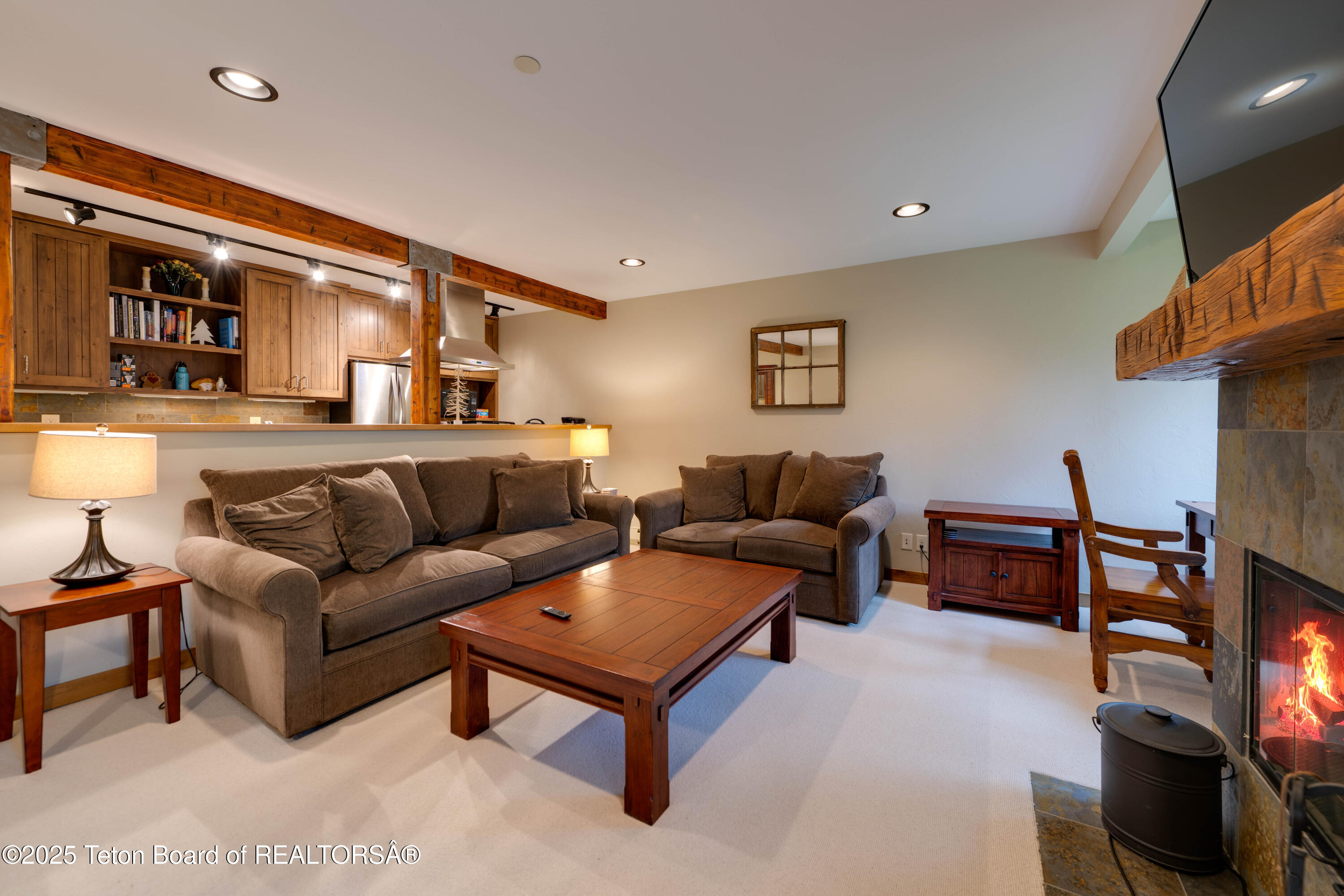 4450 Berry Drive, Unit 39 12 Wilson, WY 83014 - Photo 7 of 18 4450BerryDR-18