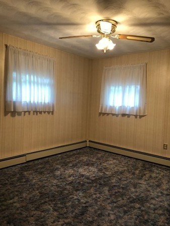 11 Maureen Road Framingham, MA 01701 - Photo 15 of 29 Gallery Image 15