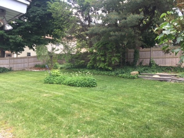 11 Maureen Road Framingham, MA 01701 - Photo 22 of 29 Gallery Image 22