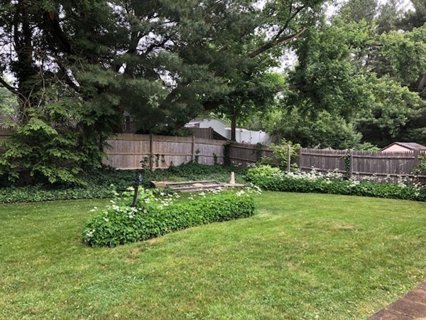 11 Maureen Road Framingham, MA 01701 - Photo 26 of 29 Gallery Image 26