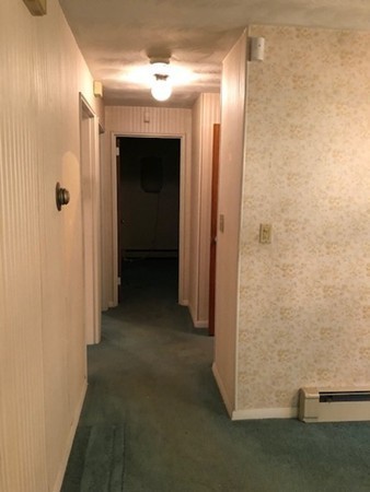 11 Maureen Road Framingham, MA 01701 - Photo 8 of 29 Gallery Image 8