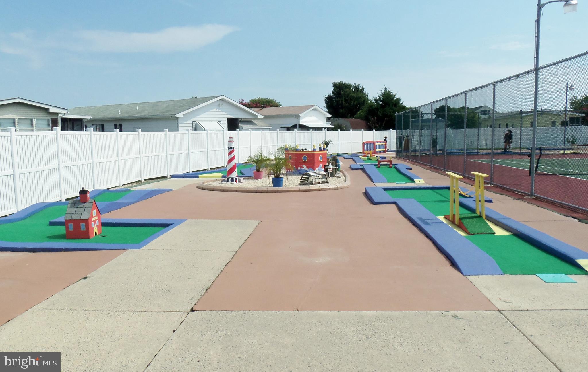 148 Pine Tree Road Ocean City, MD 21842 - Photo 29 of 31 9 Hole Mini-Golf Area