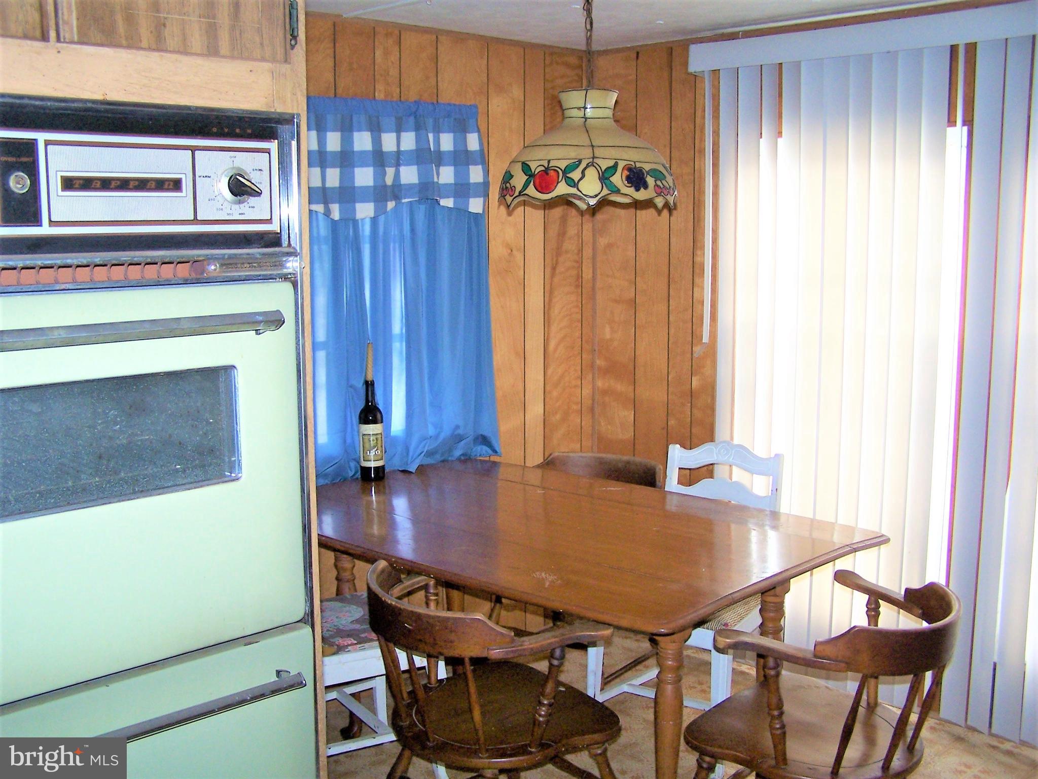 148 Pine Tree Road Ocean City, MD 21842 - Photo 10 of 31 Kitchen Area