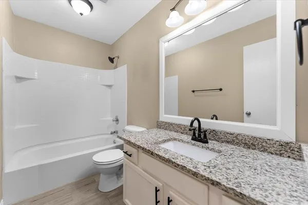 $2,050 | 1605 Bob Drive, Royse City, TX 75189