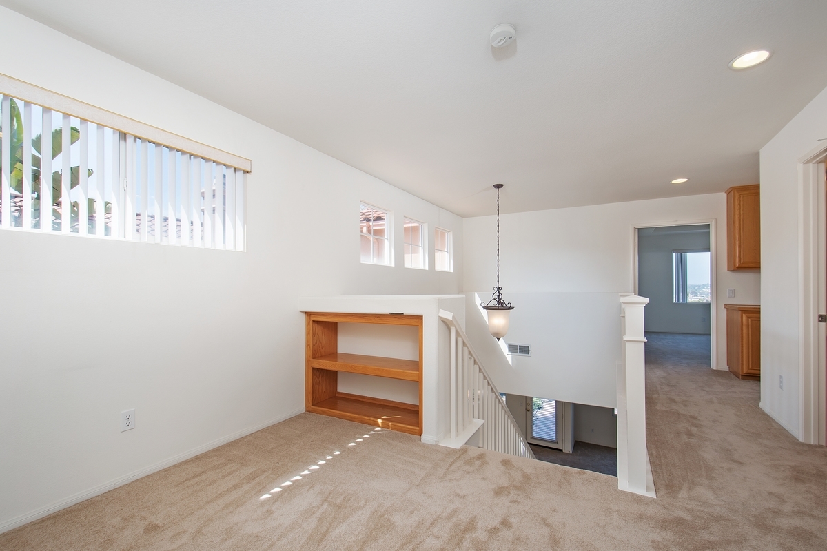 3708 Ridge Court Carlsbad, CA 92010 - Photo 17 of 24 Gallery Image 17