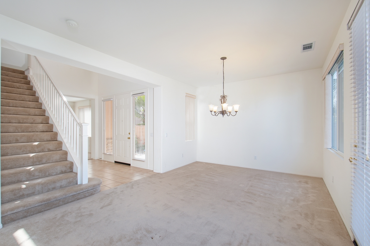3708 Ridge Court Carlsbad, CA 92010 - Photo 10 of 24 Gallery Image 10