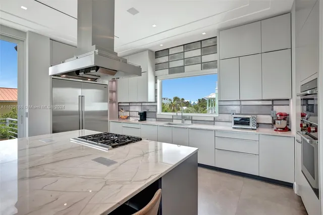 a view of a street with a tree