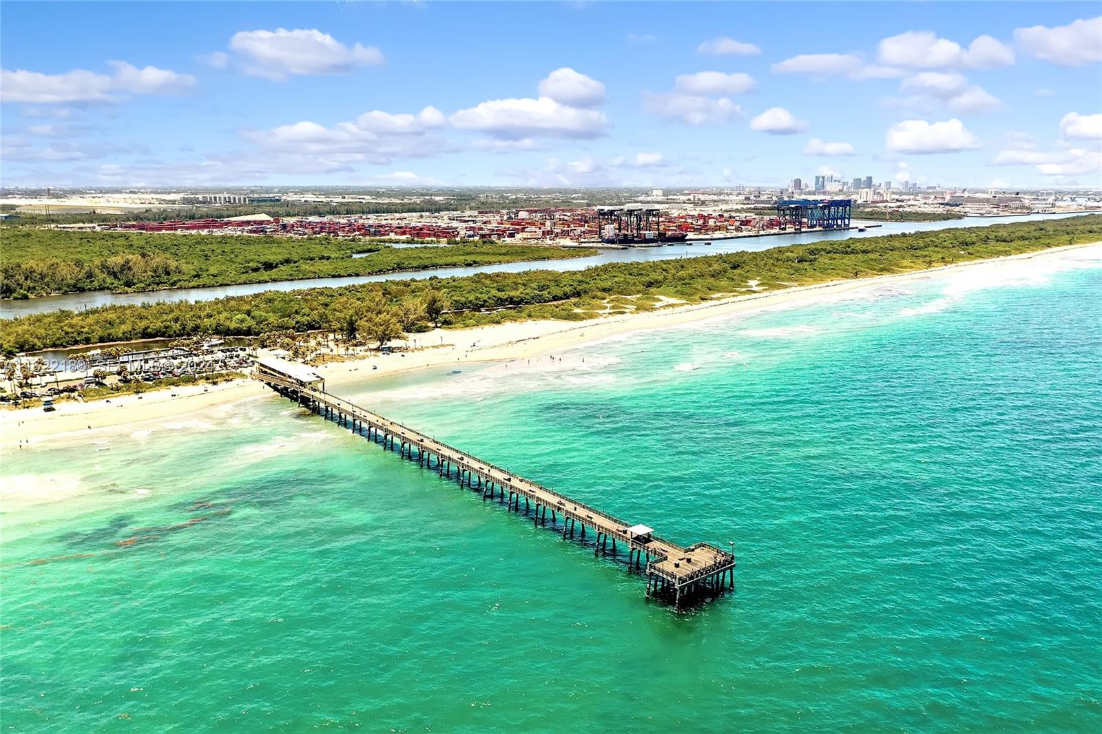 305 Oak Street Hollywood, FL 33019 - Photo 87 of 97