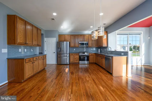 a picture of a bench in a bathroom