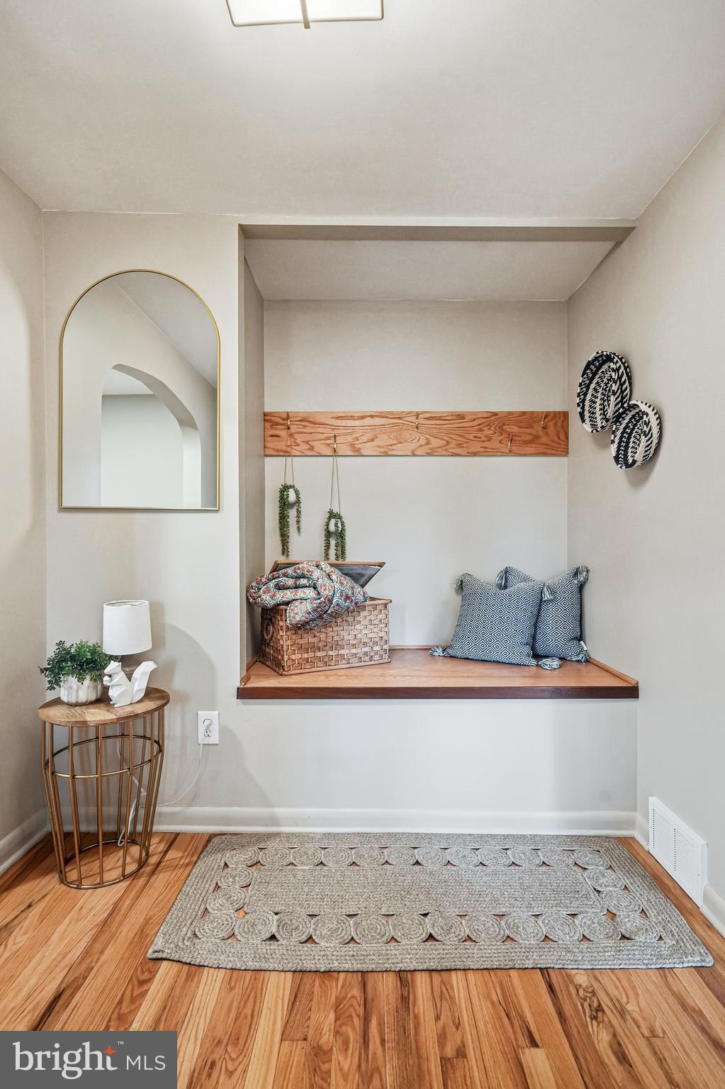 270 Jug Hollow Road Phoenixville, PA 19460 - Photo 9 of 59 Entry