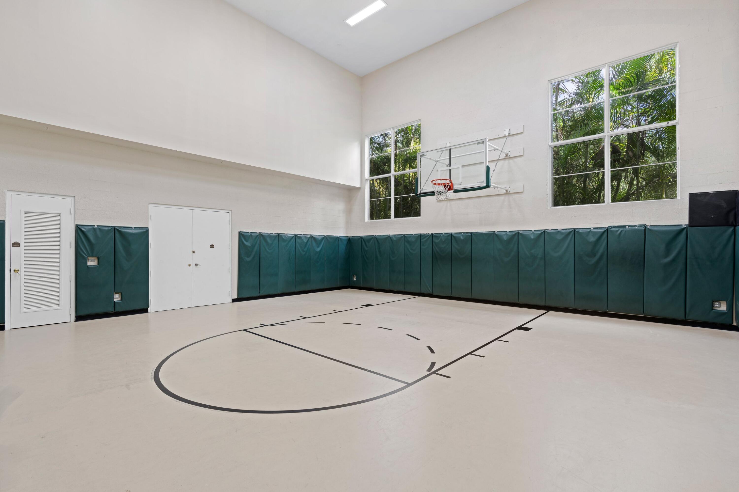 1660 Renaissance Commons Boulevard, Unit 2629 Boynton Beach, FL 33426 - Photo 16 of 25 Basket Ball