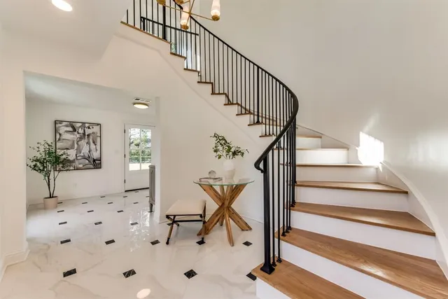 a view of entryway and hall