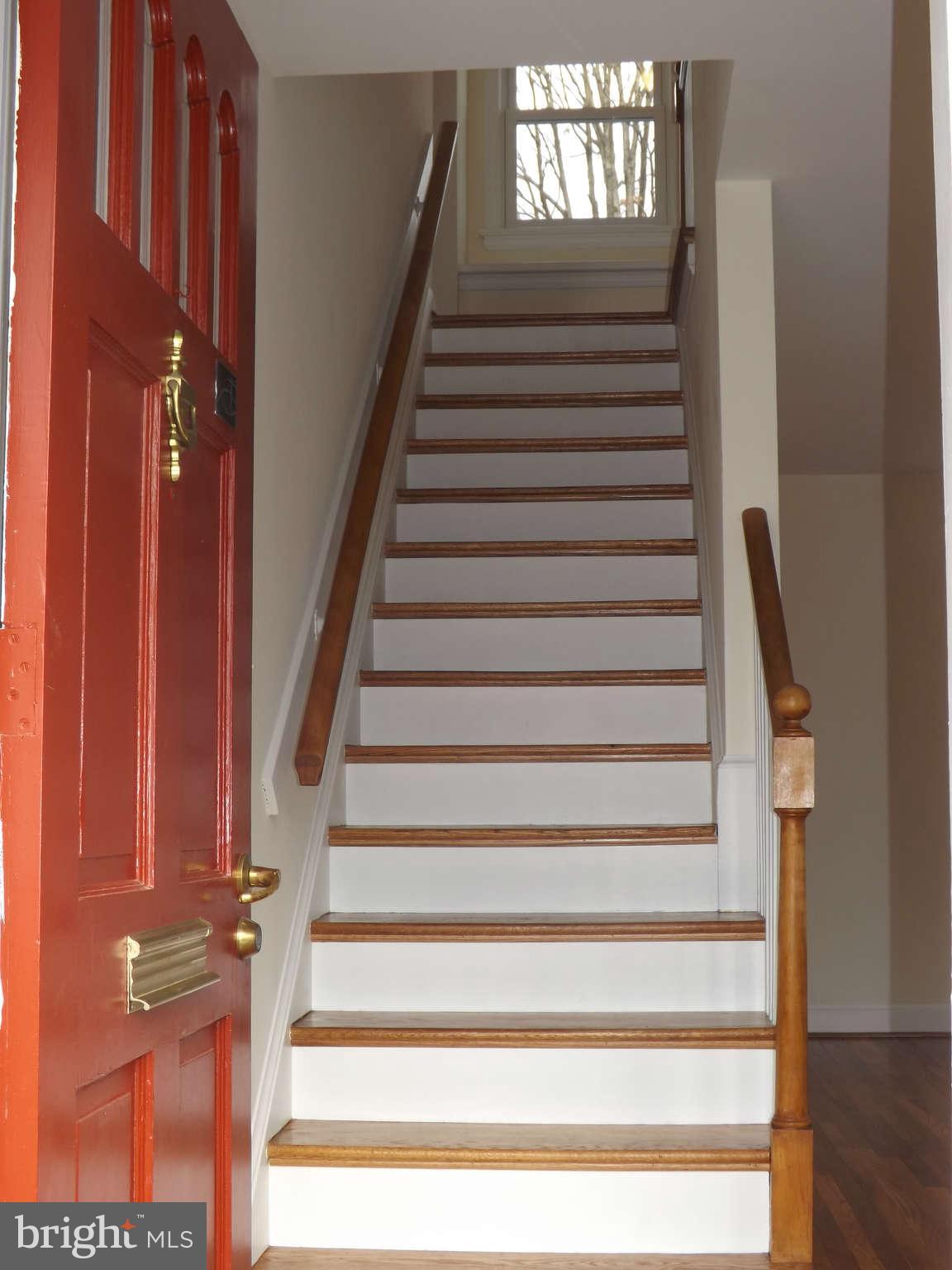 313 Penwood Road Silver Spring, MD 20901 - Photo 3 of 24 Interior (General)