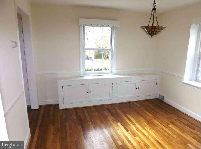 313 Penwood Road Silver Spring, MD 20901 - Photo 7 of 24 Dining Room