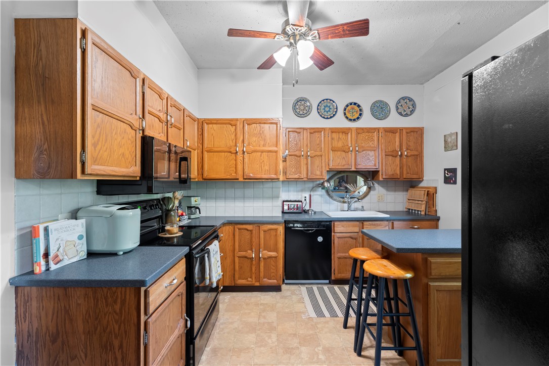 2 Brass Ring Road Westerly, RI 02891 - Photo 15 of 36