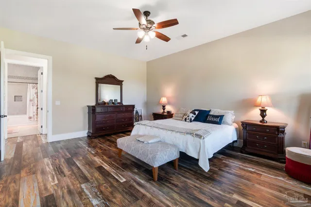 $969,000 | 4425 Dream Acres Road, Molino, FL 32577