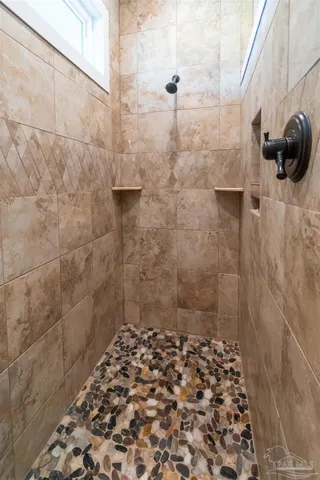 $969,000 | 4425 Dream Acres Road, Molino, FL 32577