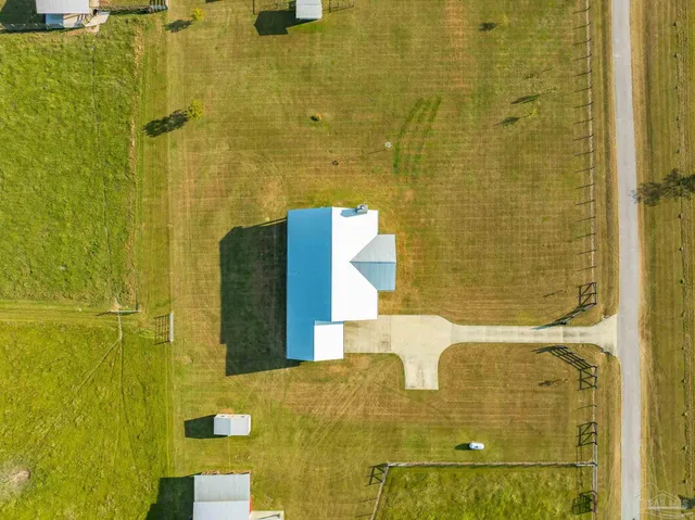 $969,000 | 4425 Dream Acres Road, Molino, FL 32577